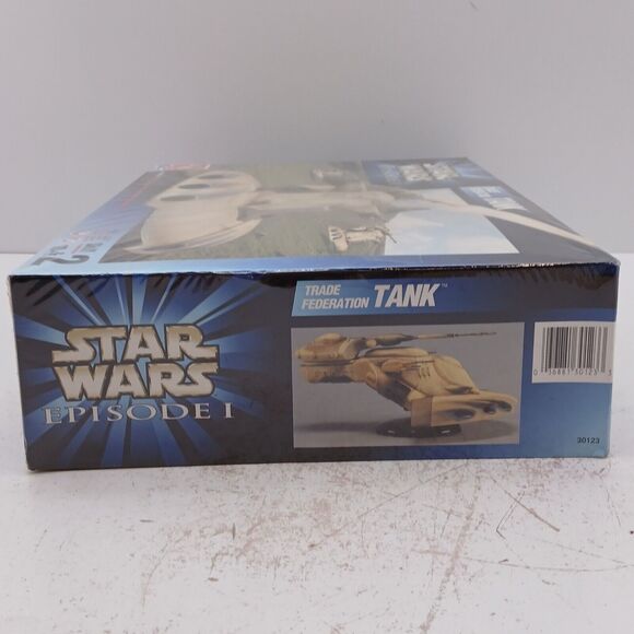 Star Wars Episode 1 Trade Federation Tank Model 1:32 AMT #30122 ~ Sealed Content - Picture 6 of 11